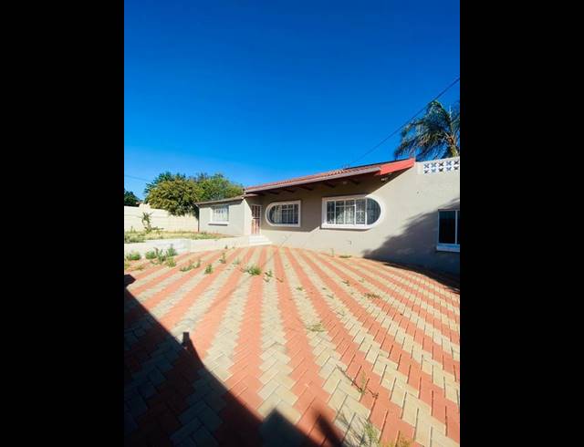 6 BEDROOM PROPERTY TO RENT IN SOLHEIM